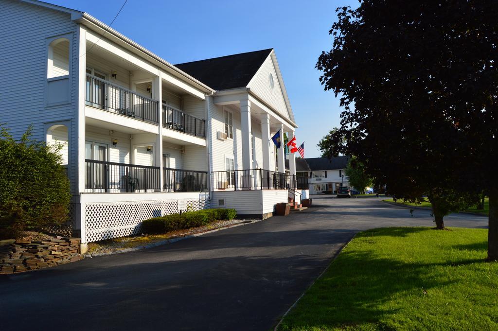 New World Inn Barre Luaran gambar