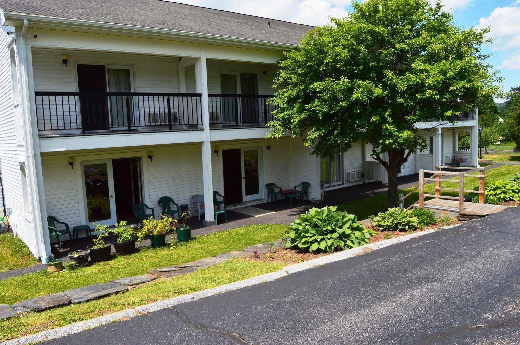 New World Inn Barre Luaran gambar
