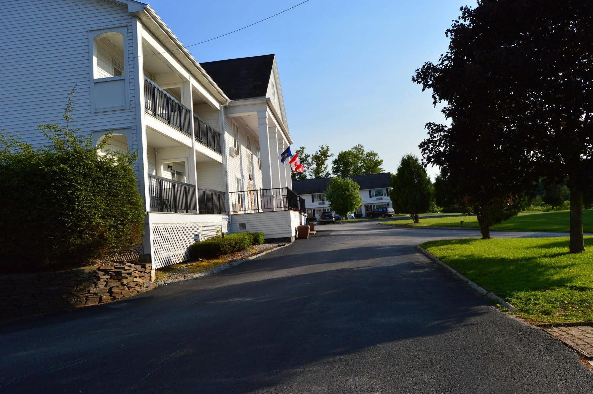 New World Inn Barre Luaran gambar
